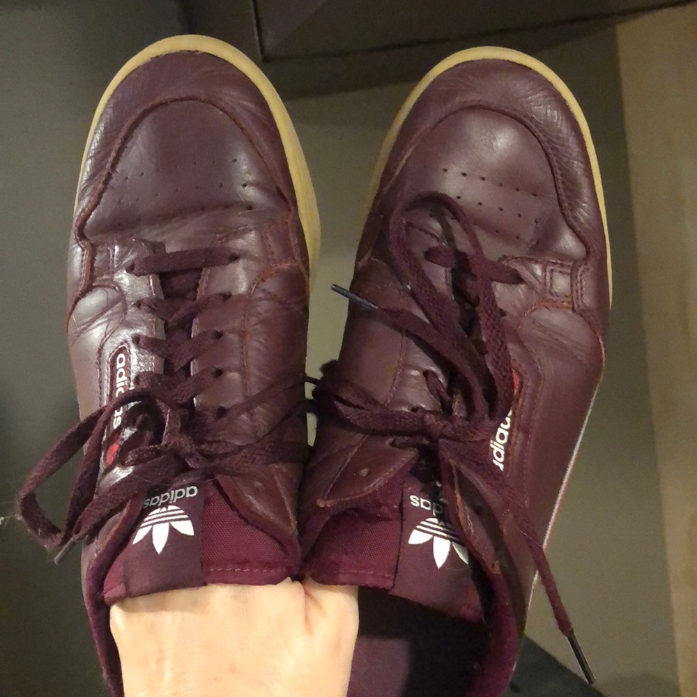 Men’s Adidas worn shoes size 11 1/2 burgundy